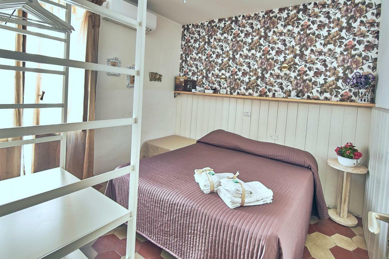 B&B Del Castello Сан-Бенедетто-дель-Тронто Экстерьер фото