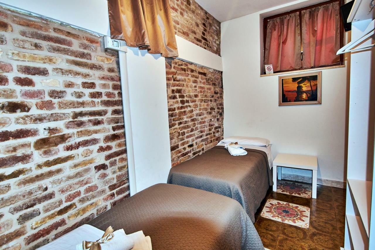 B&B Del Castello Сан-Бенедетто-дель-Тронто Экстерьер фото