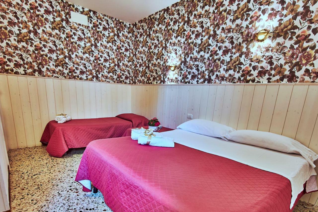 B&B Del Castello Сан-Бенедетто-дель-Тронто Экстерьер фото